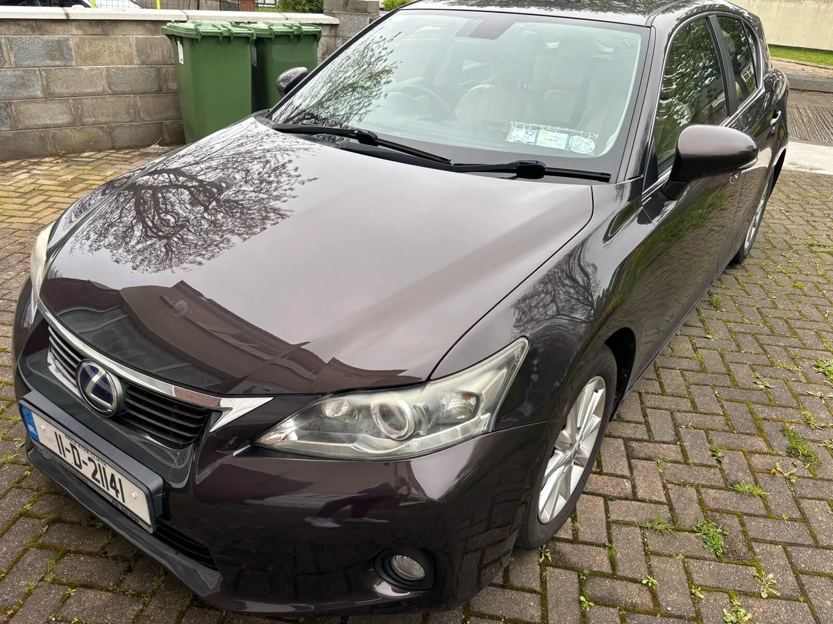 Lexus CT200H - Image 3