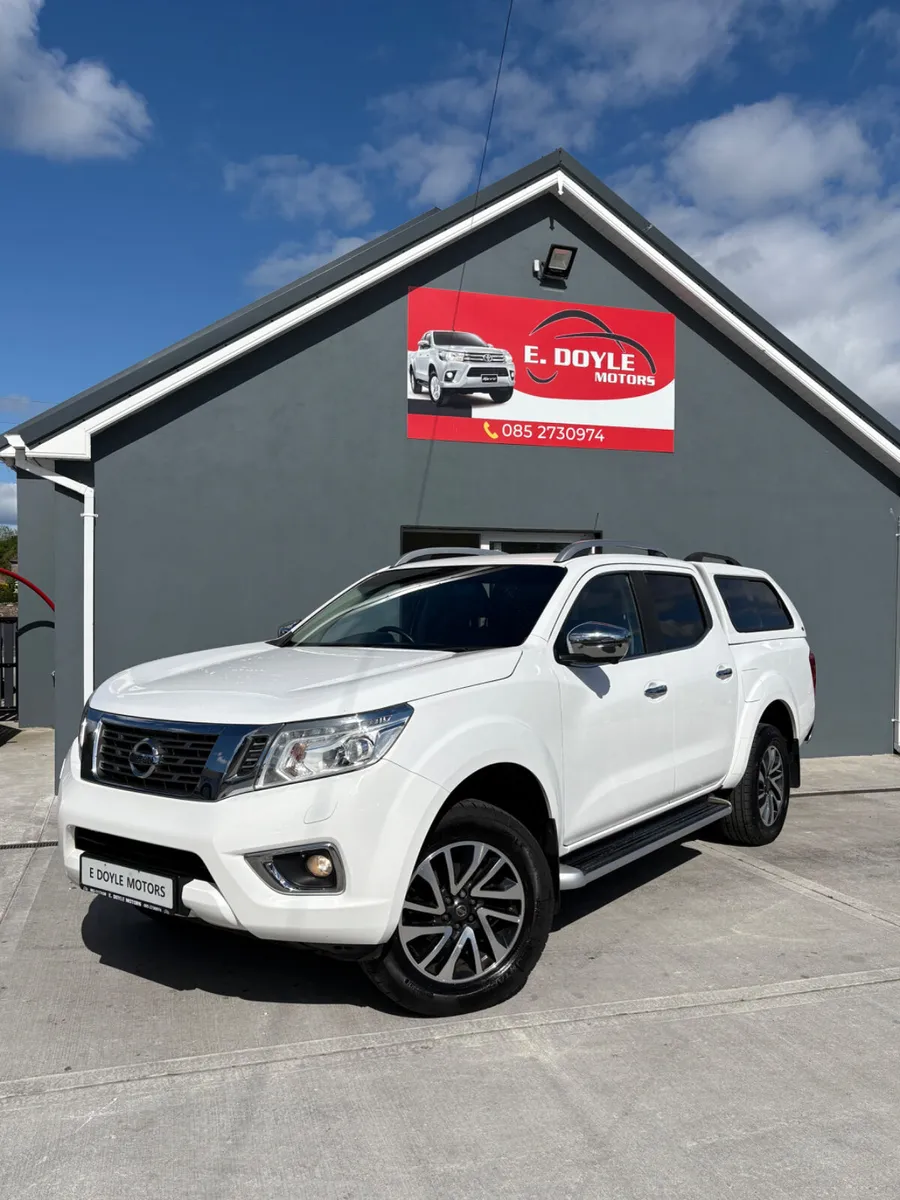 Nissan Navara 2017 Tekna Auto Vat included - Image 2