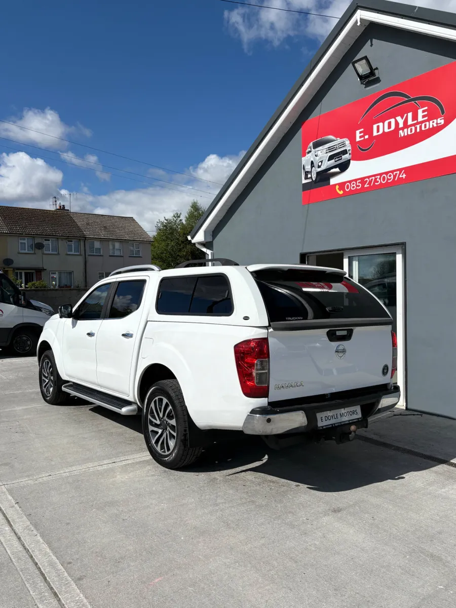 Nissan Navara 2017 Tekna Auto Vat included - Image 3