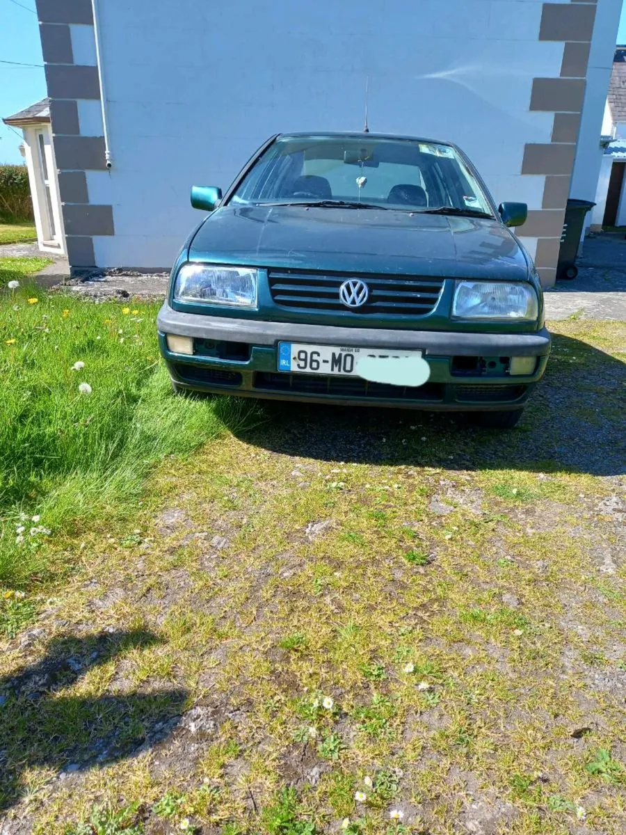 VW Vento - Image 1