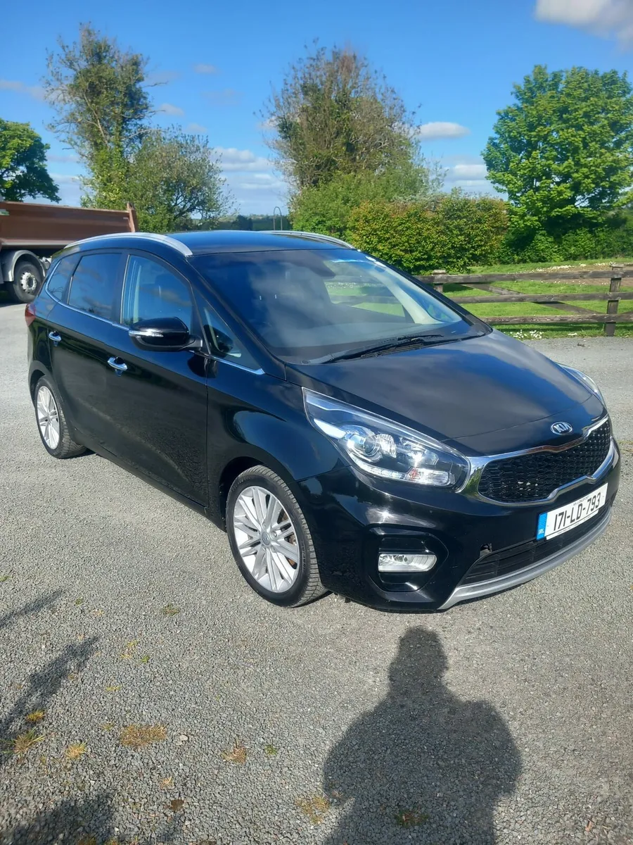 Kia Carens 1.7 diesel 7 seat leather interior - Image 3