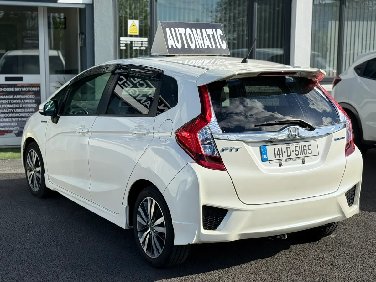 2014 Honda Fit 1.5 Hybrid Auto,Top Sport Sepcs - Image 4