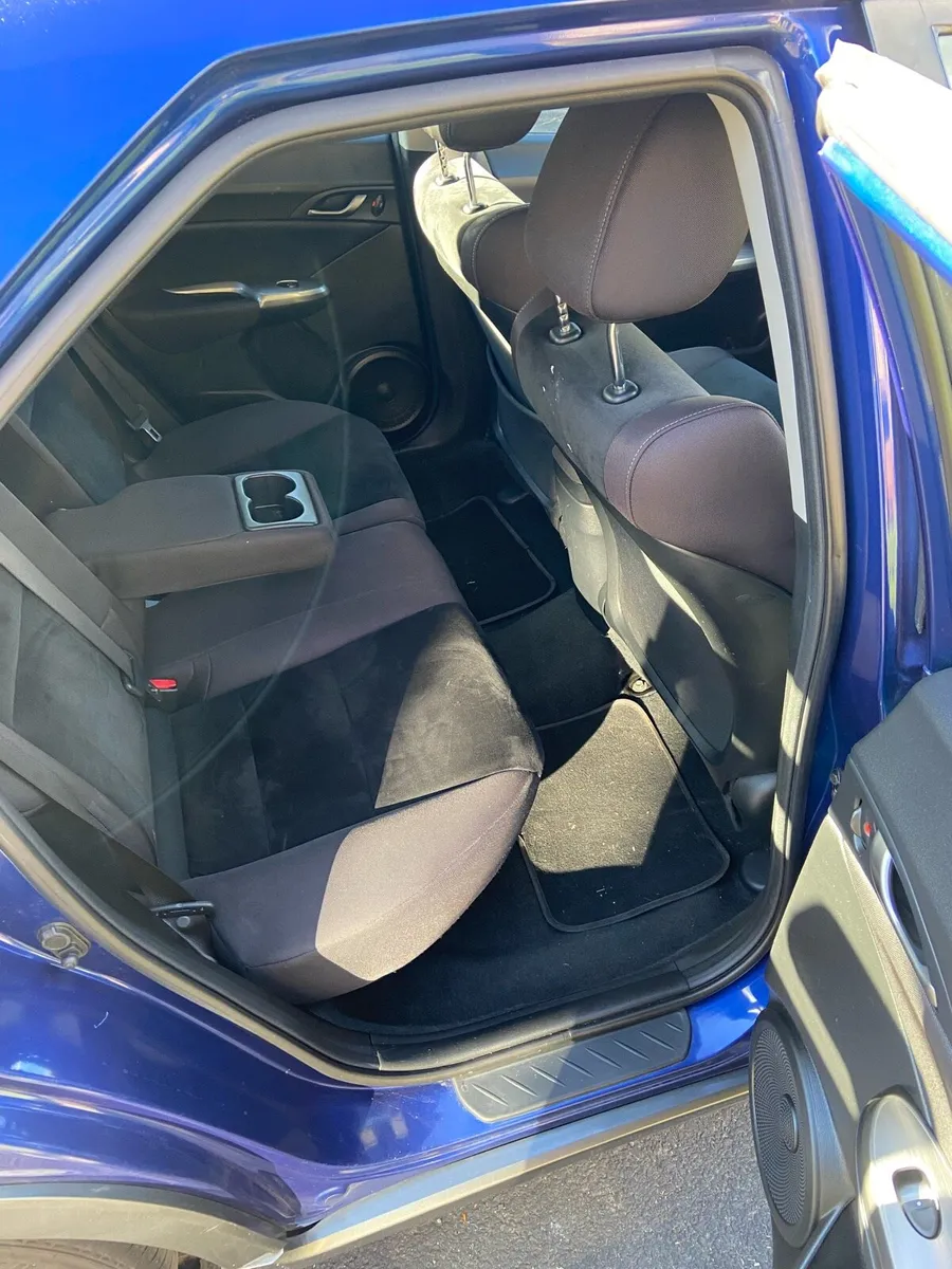 Honda Civic 1.3L i-Shift Automatic - Image 2