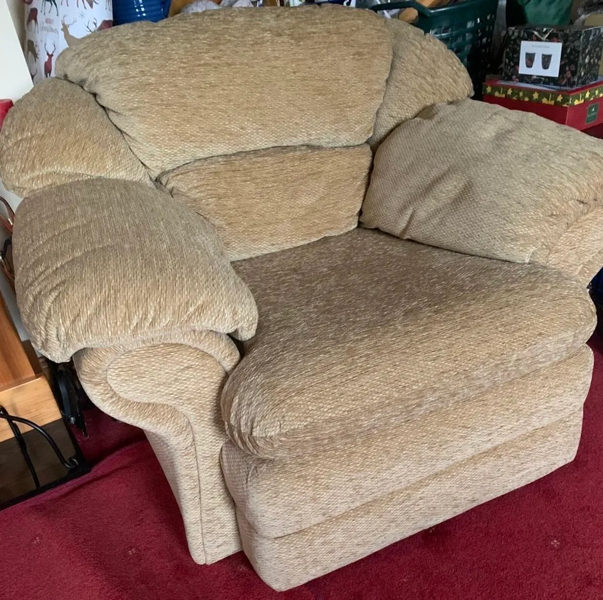 Three Seater & Two Armchairs - Image 3