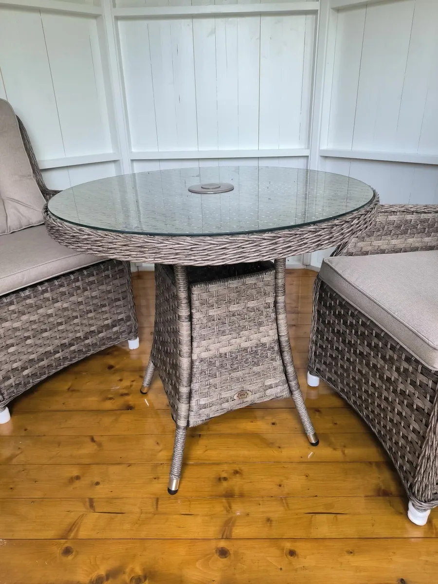 bistro table - Image 2