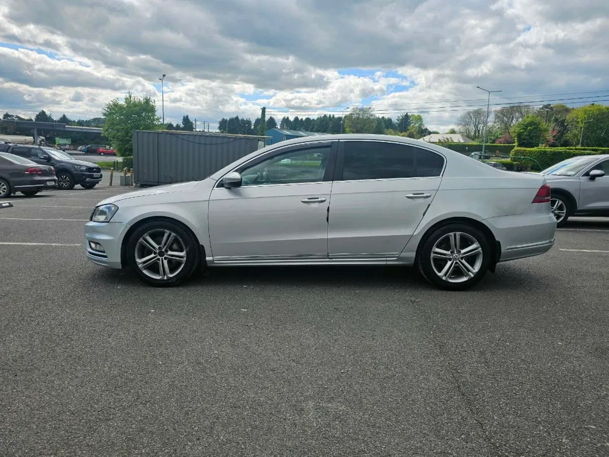 VW Passat Rline - Image 3