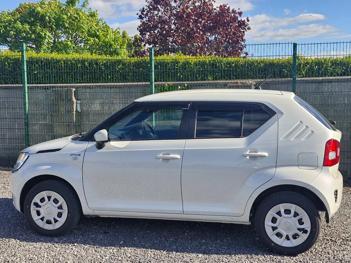 Suzuki Ignis AUTO HYBRID FINANCE AVAILABLE - Image 2