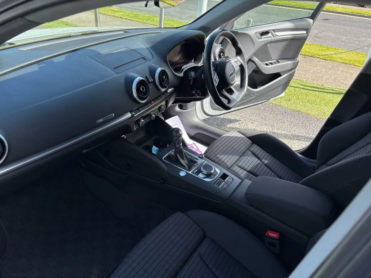 Audi A3 1.4 Tfsi Petrol Automatic  digital Dash - Image 3