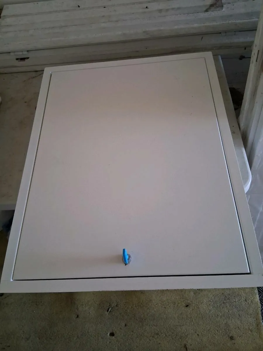 Loft hatch - Image 1