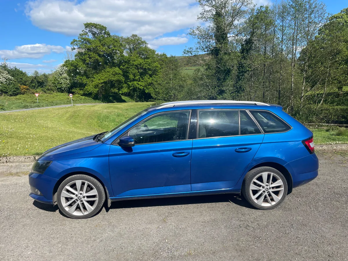 Skoda Fabia 2015 , automatic - Image 3