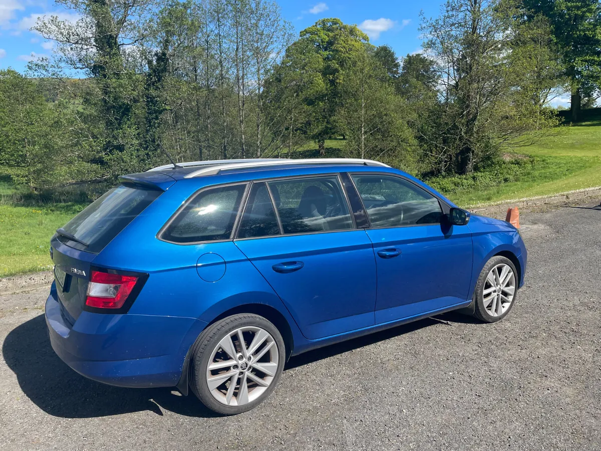Skoda Fabia 2015 , automatic - Image 4