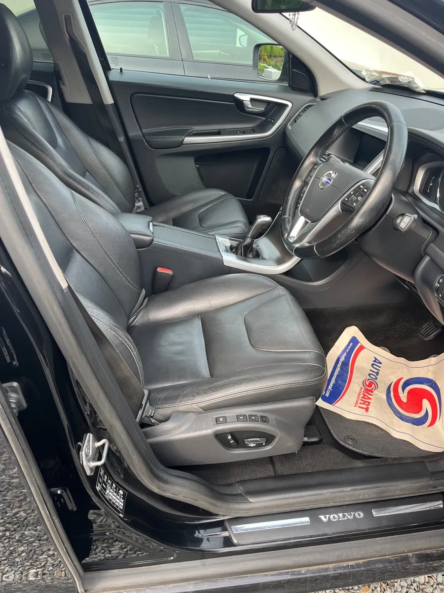 Volvo XC60 2014 - Image 4