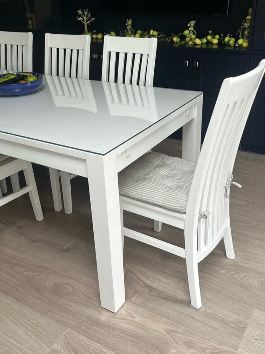 dining table & 8 chairs - Image 4