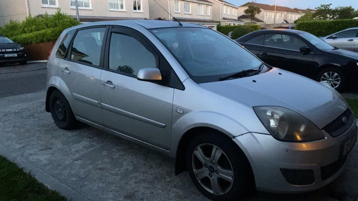 Ford Fiesta 2007 - Image 2