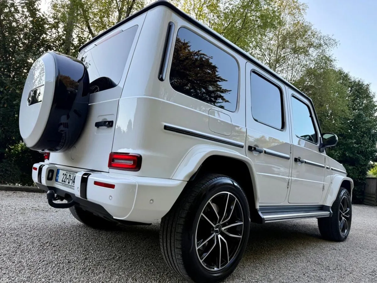 Mercedes-Benz G-Class 400 D AMG Premium Plus Nigh - Image 3