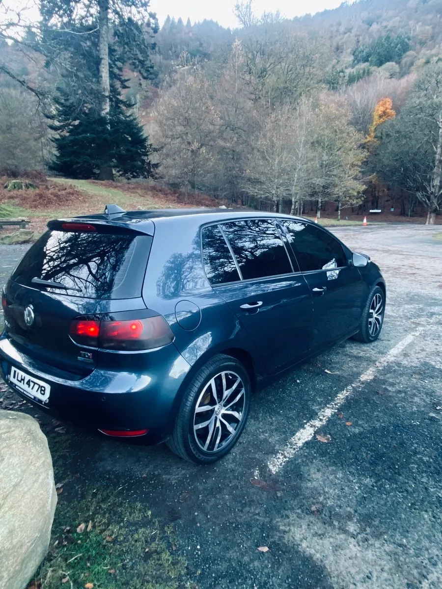 Volkswagen Golf 2011 - Image 3