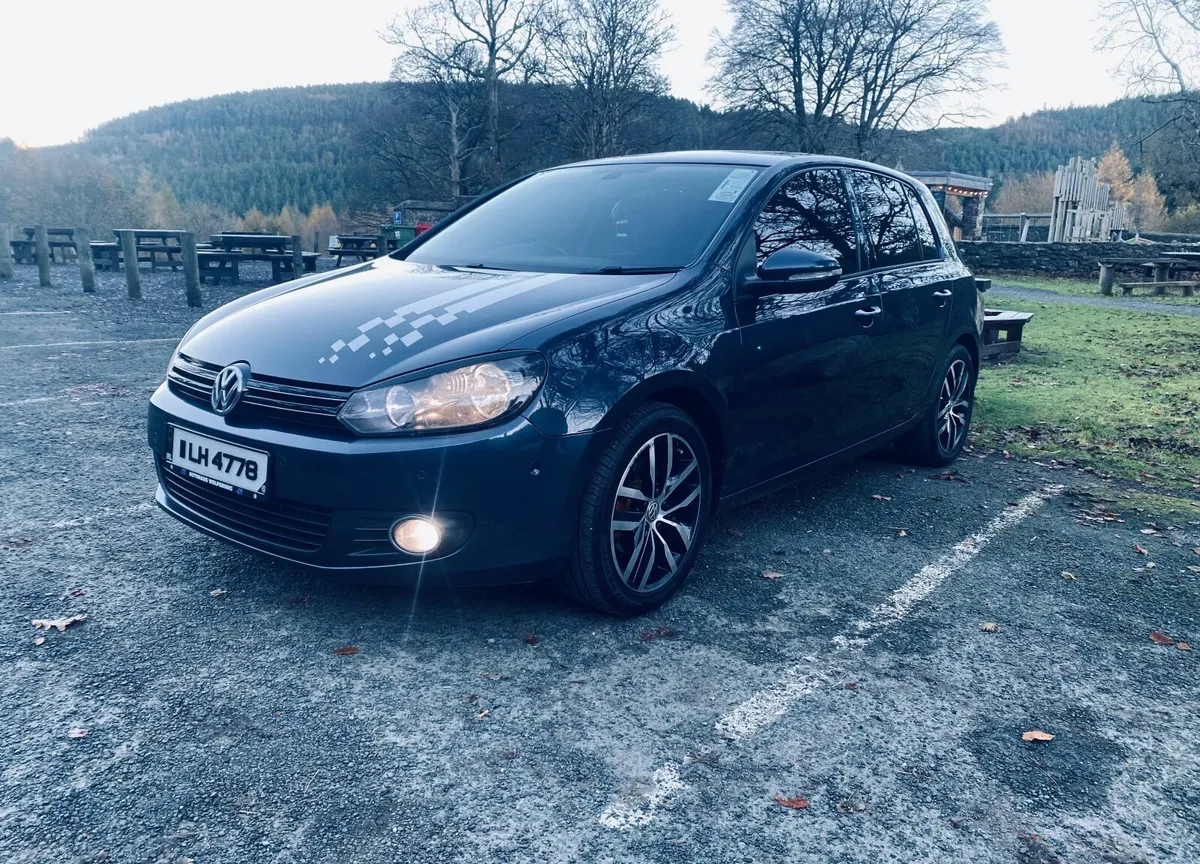 Volkswagen Golf 2011 - Image 1
