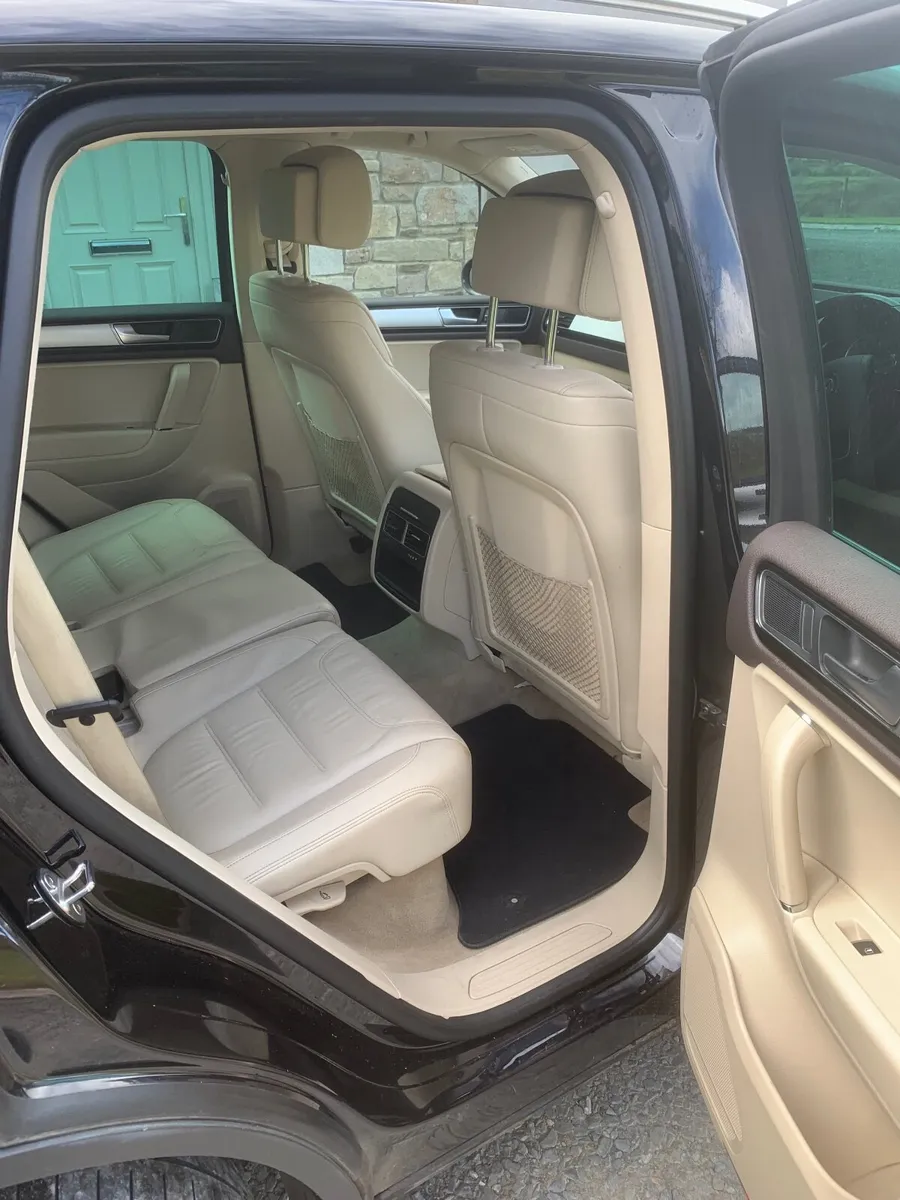Volkswagen Touareg 2018 - Image 4