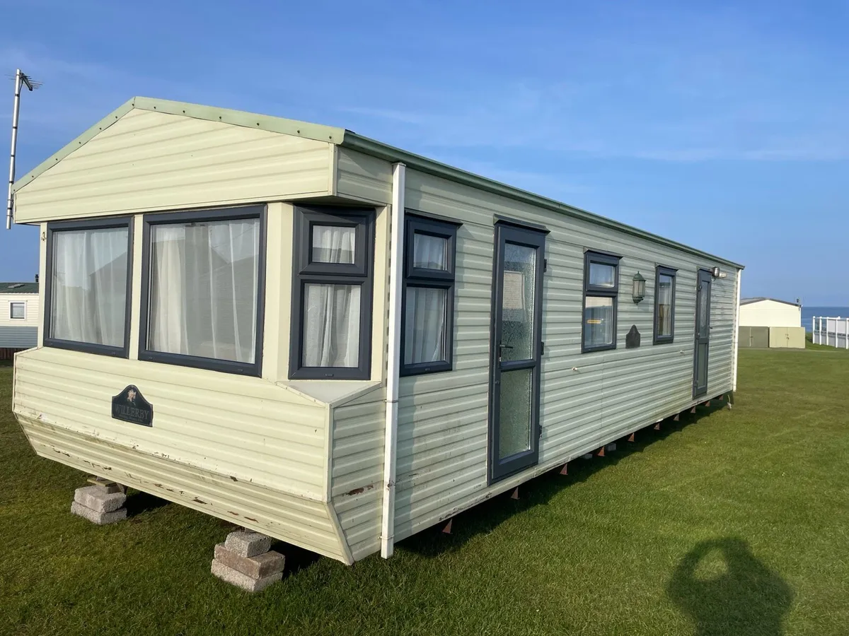 Mobile home - Image 1