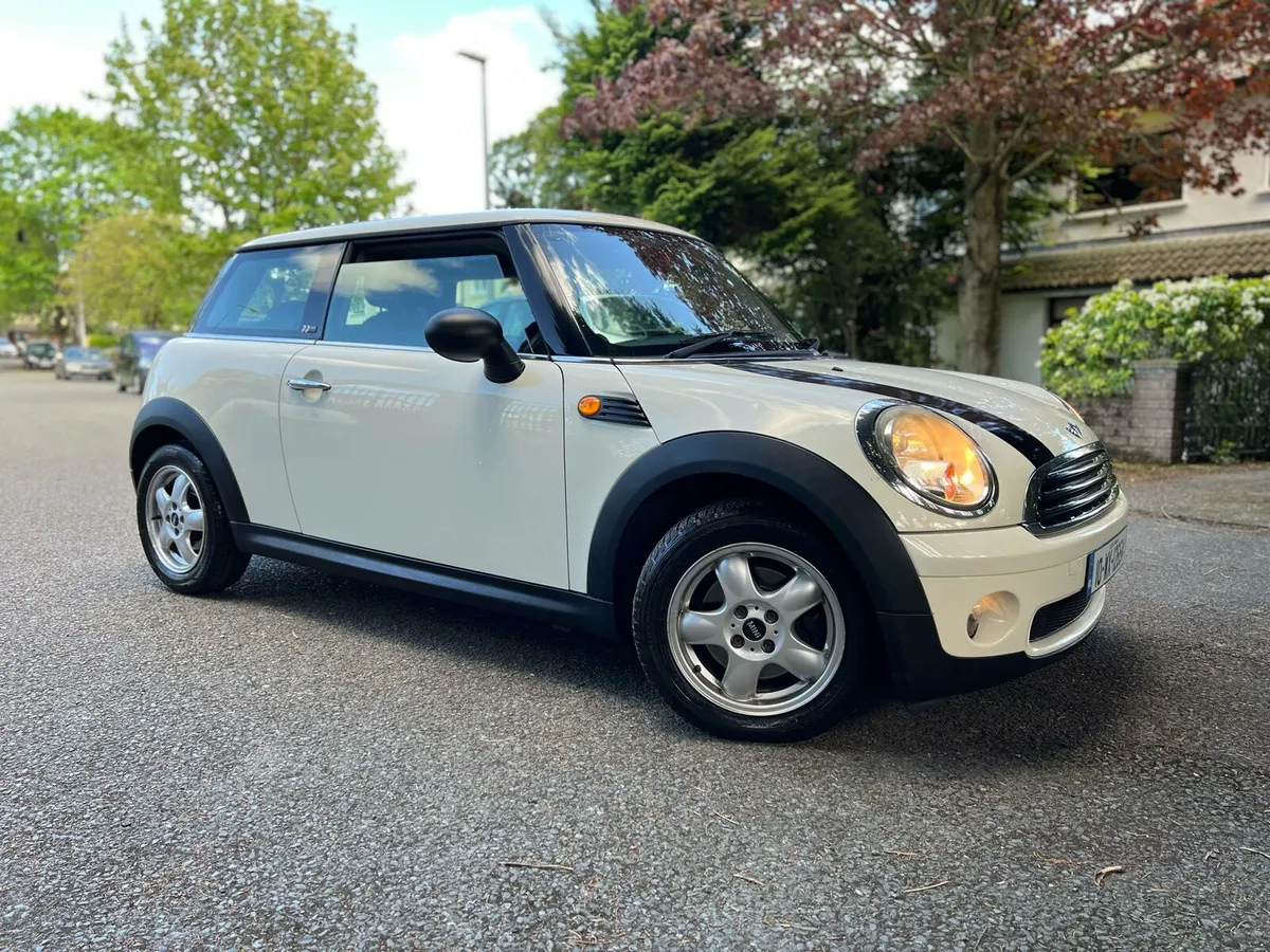 MINI COOPER 1.4 2010 - Image 1