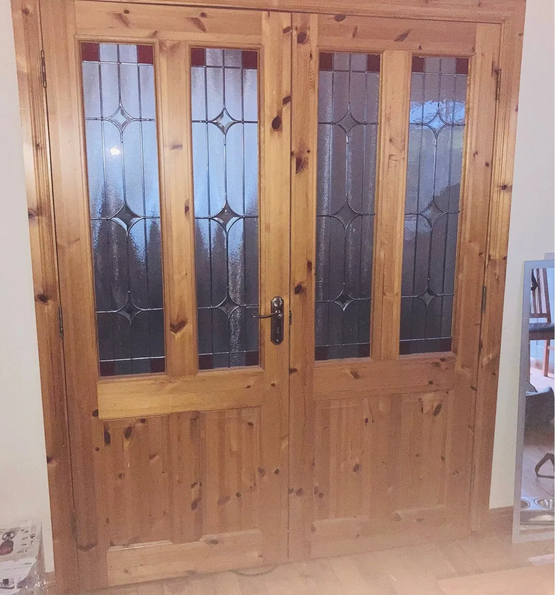 Double pine doors