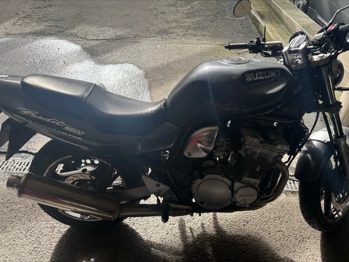 Suzuki bandit 600 - Image 1
