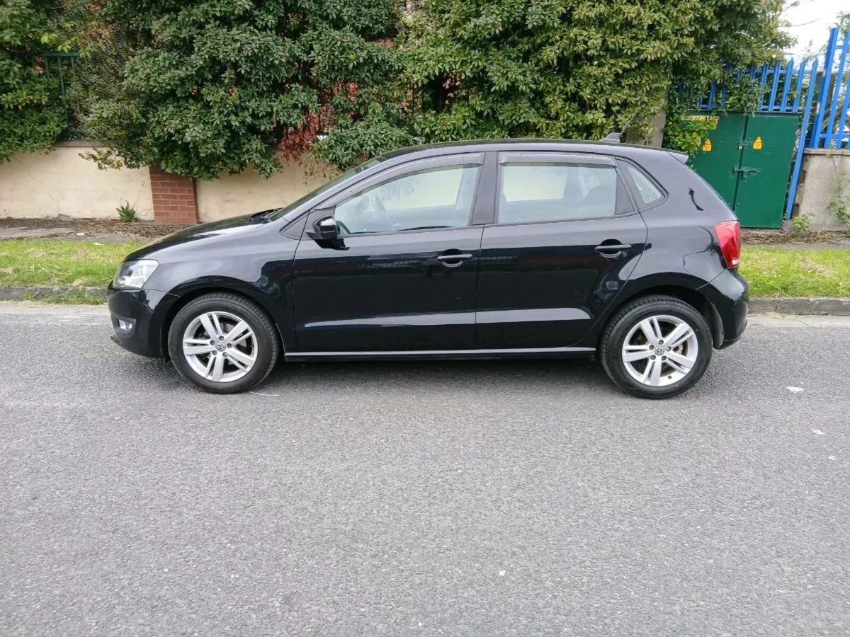 2014 Volkswagen Polo ,  **AUTOMATIC LOW KLMS *** - Image 2