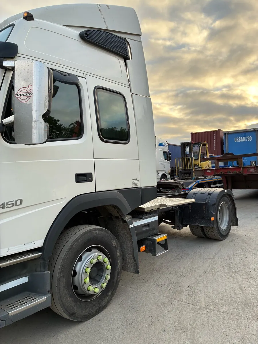 Truck - Image 3