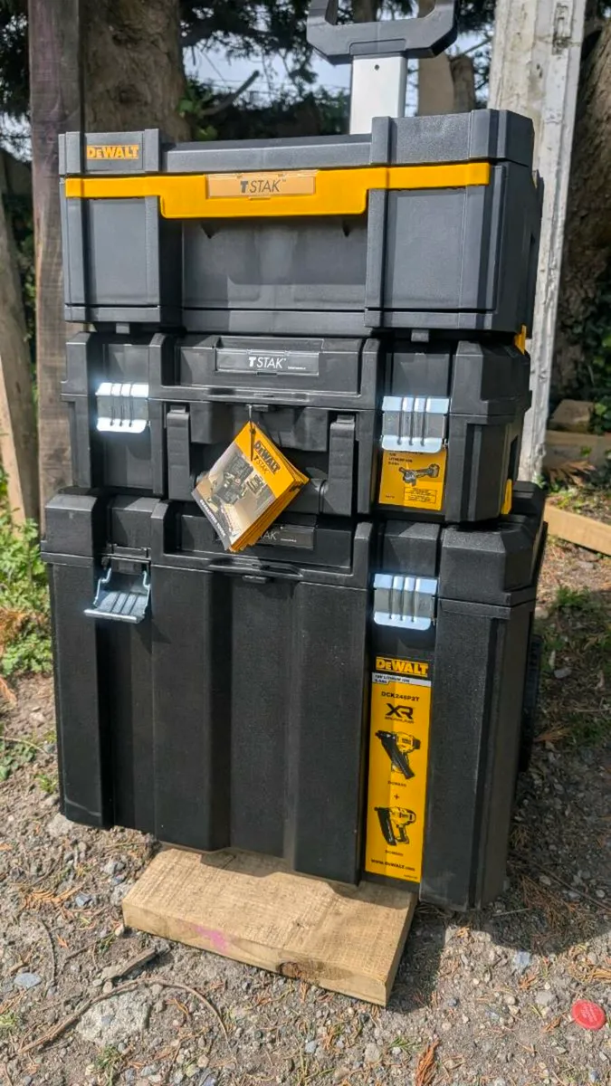 DeWalt TStak Drawer & Trolley Set - New - Image 3