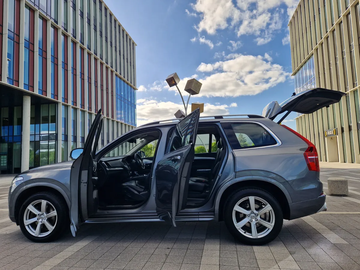 Volvo XC90 D5,FULL SERVICE HISTORY,NEW NCT, SUPERB - Image 3