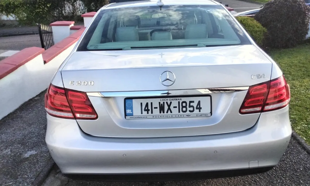 Mercedes-Benz E-Class 2014 - Image 2