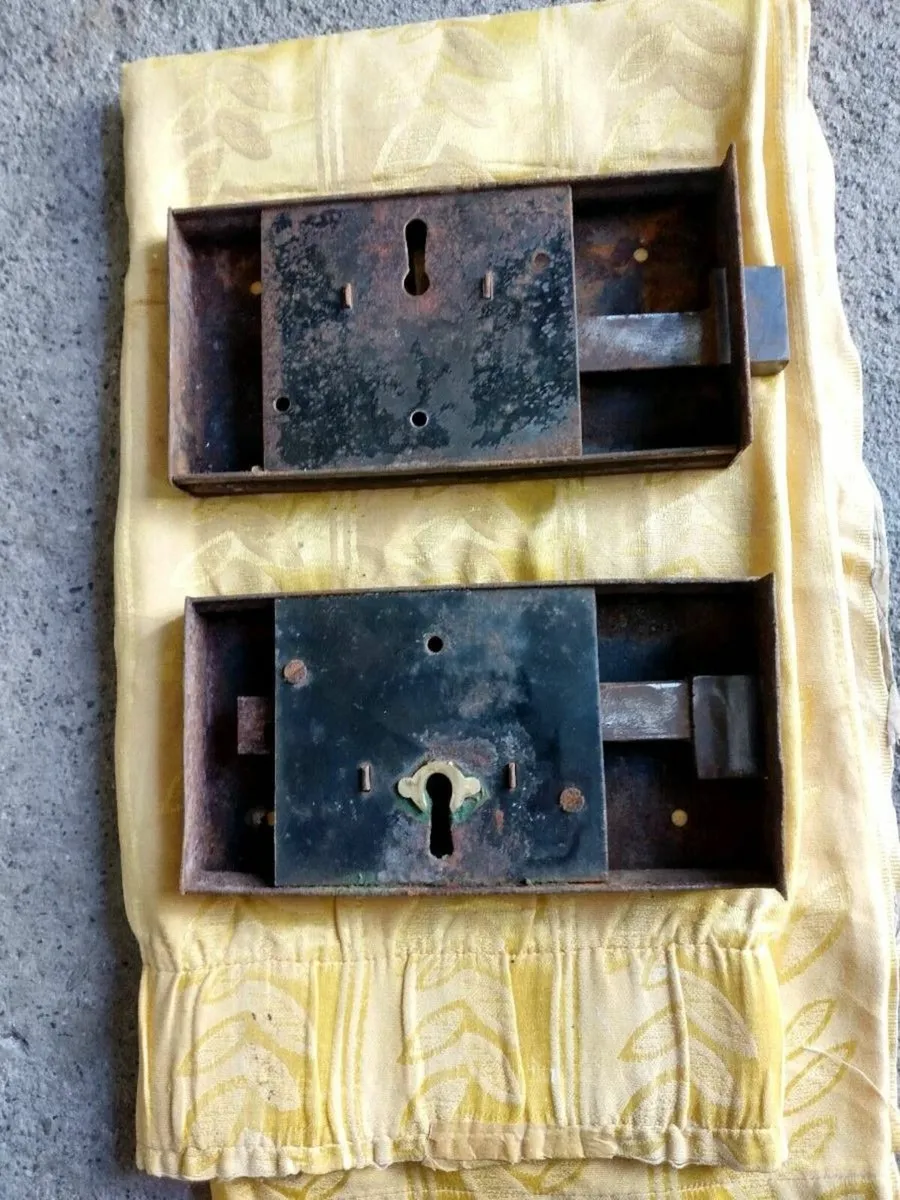 2. Antique Rim Deadlocks (display pieces) - Image 2