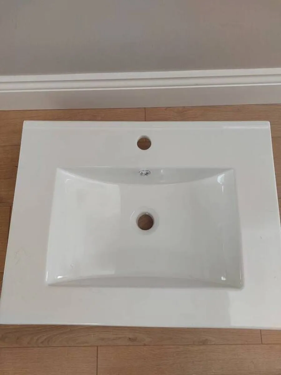 Wash hand basin sink - Image 1