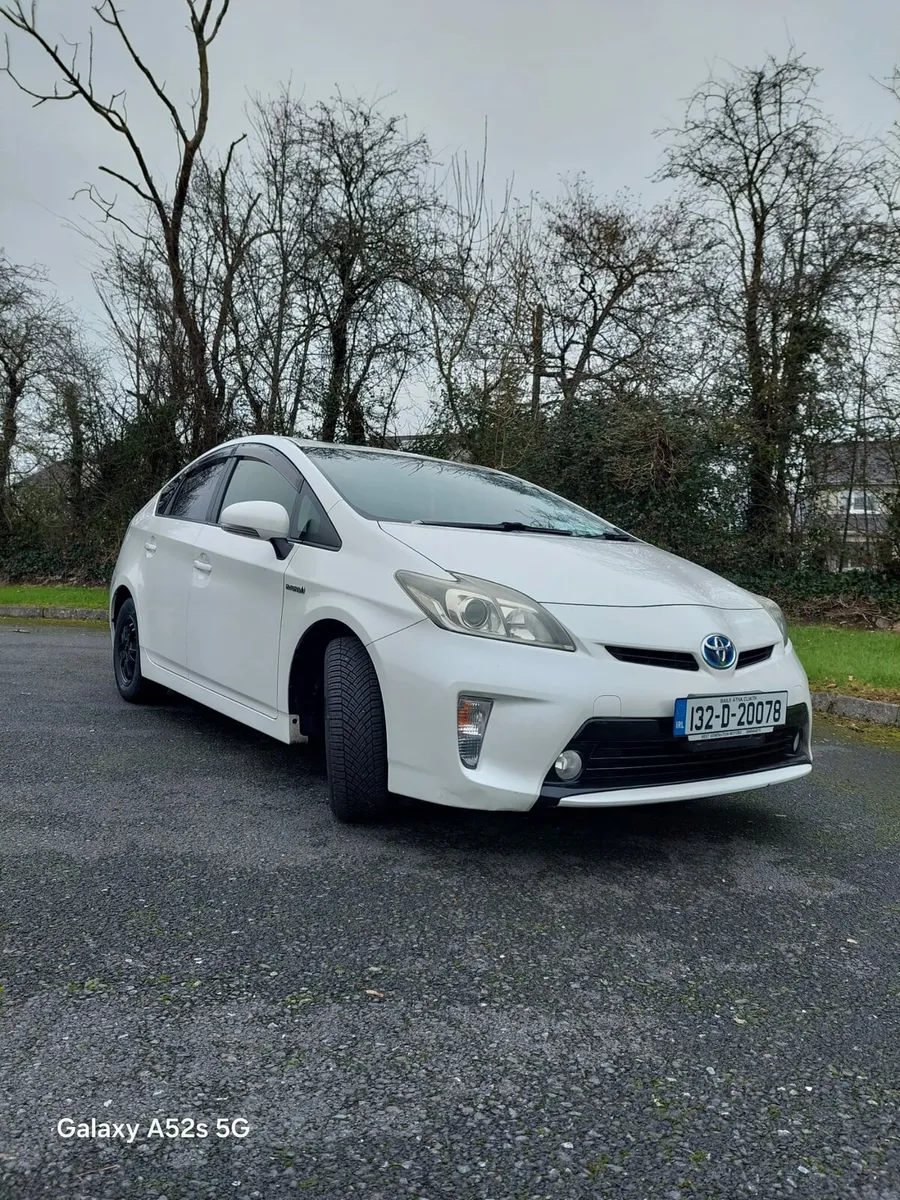 Toyota prius 2013. Automatic Hybrid,NEW NCT 6/2026 - Image 2