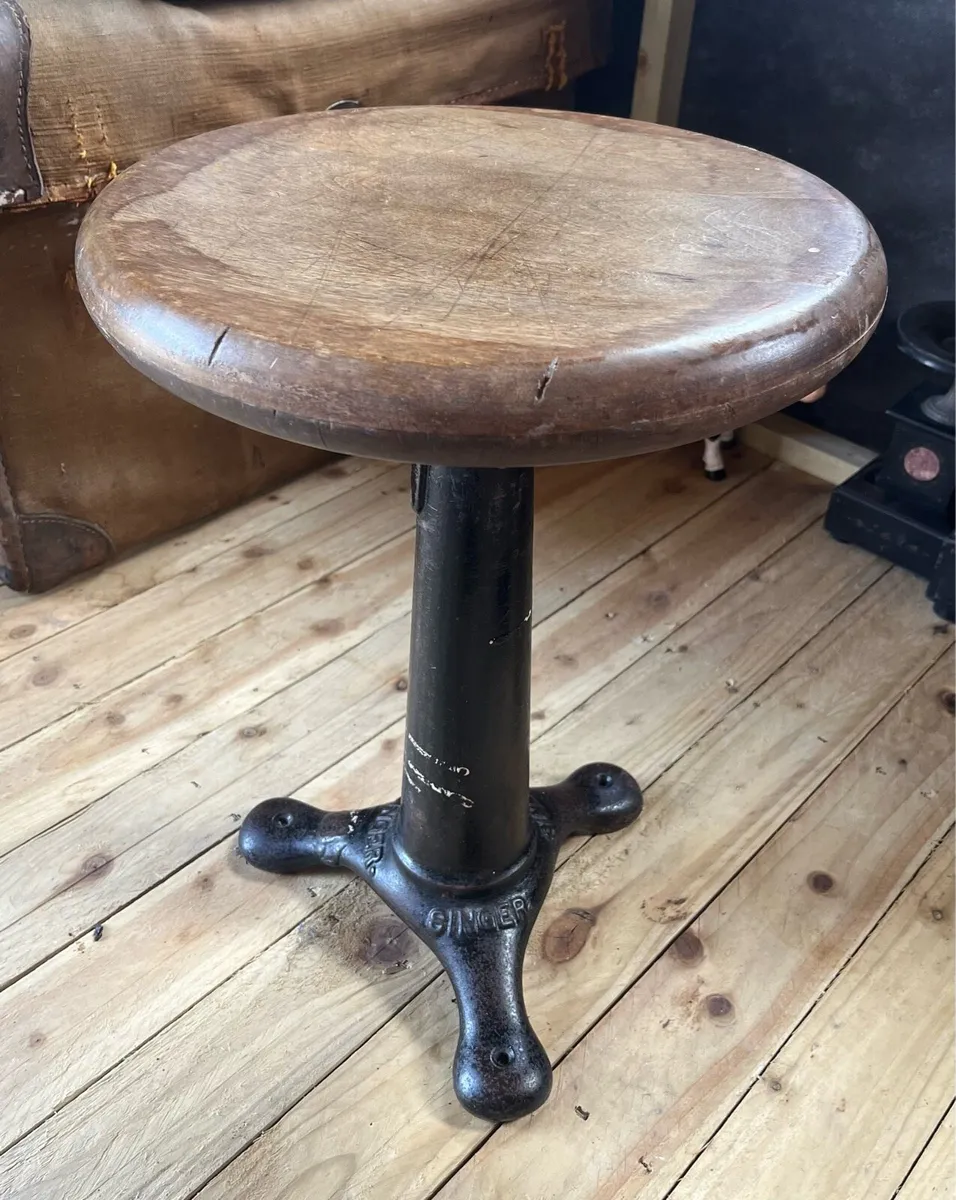 Cast Iron Singer Revolving Stool - Image 1