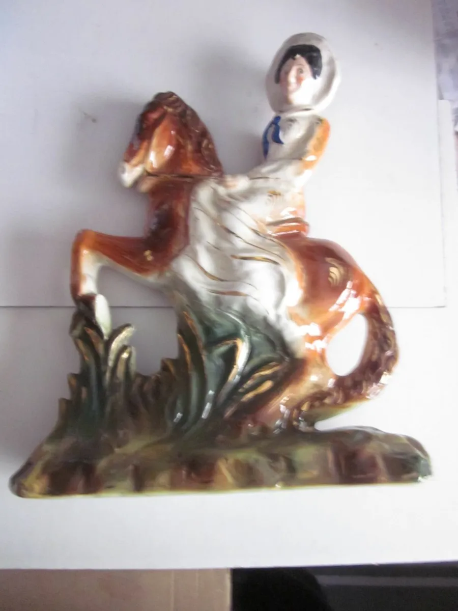 Pair of Staffordshire Figures Cowboy Cowgirl Horse - Image 3