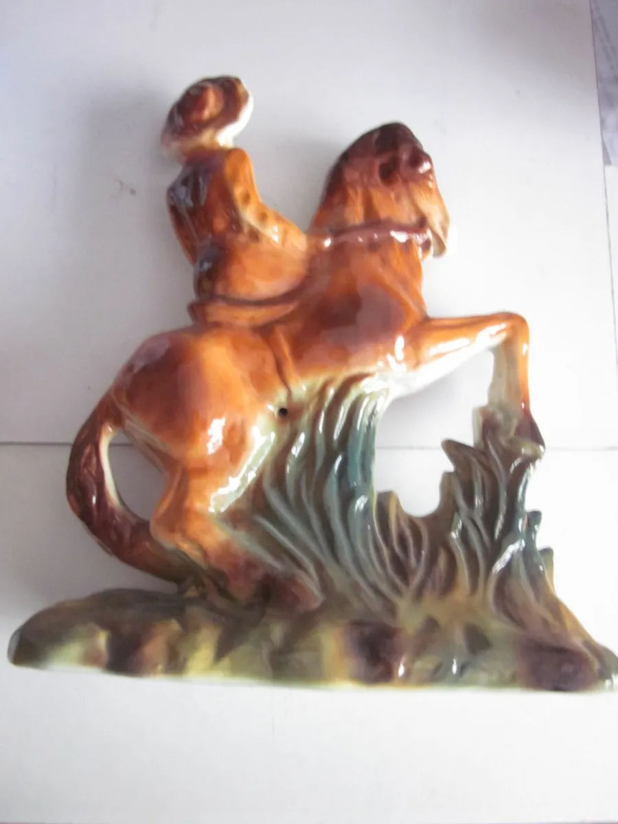 Pair of Staffordshire Figures Cowboy Cowgirl Horse - Image 4