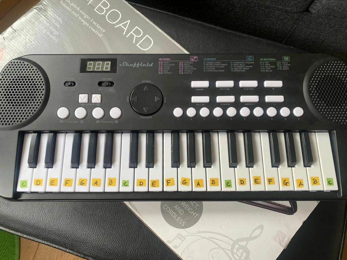 Keyboard 37 keys - Image 1