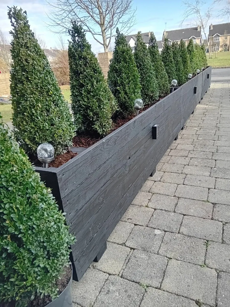 Custom Garden Planters - Image 4