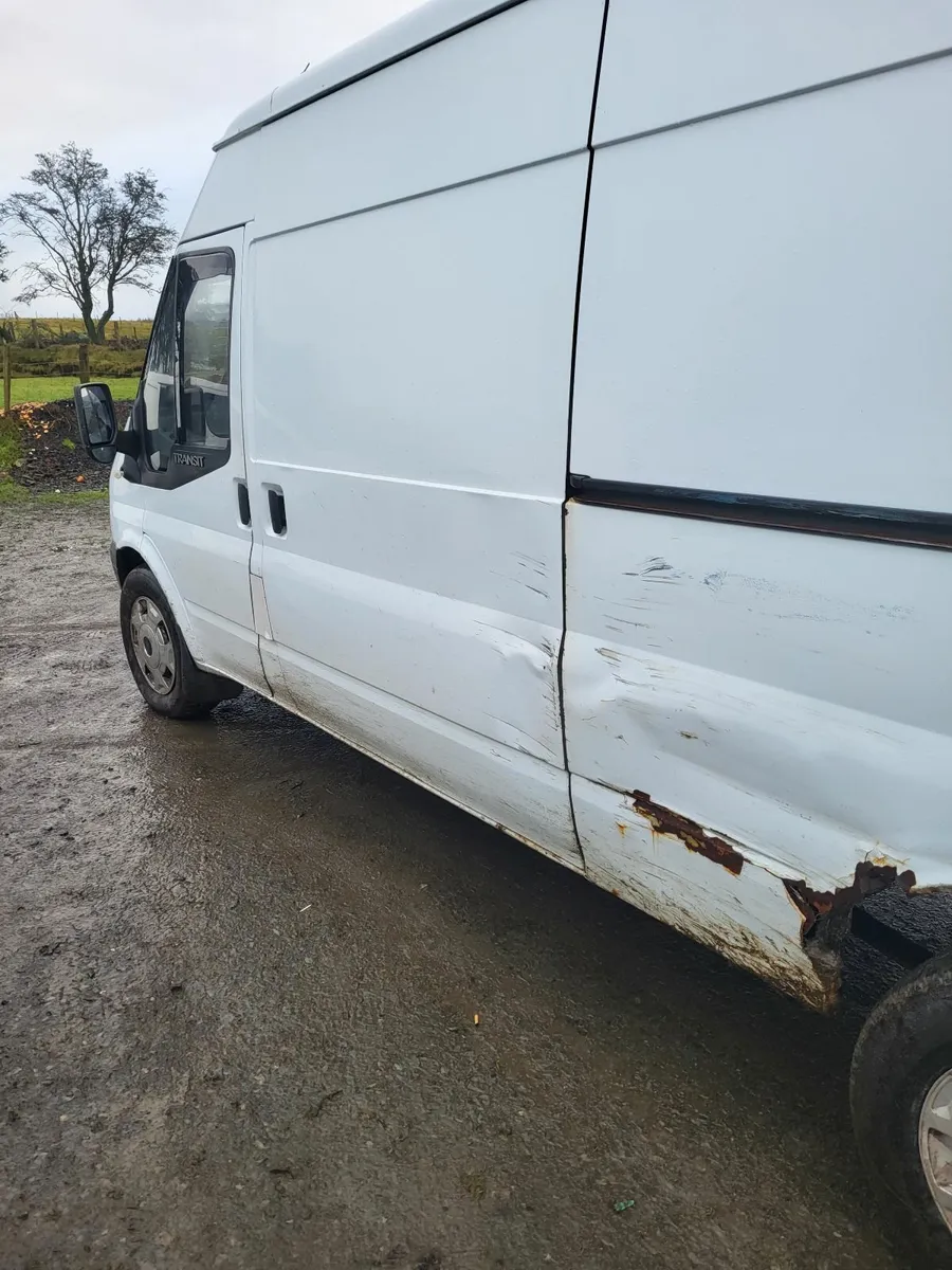 Ford transit - Image 2