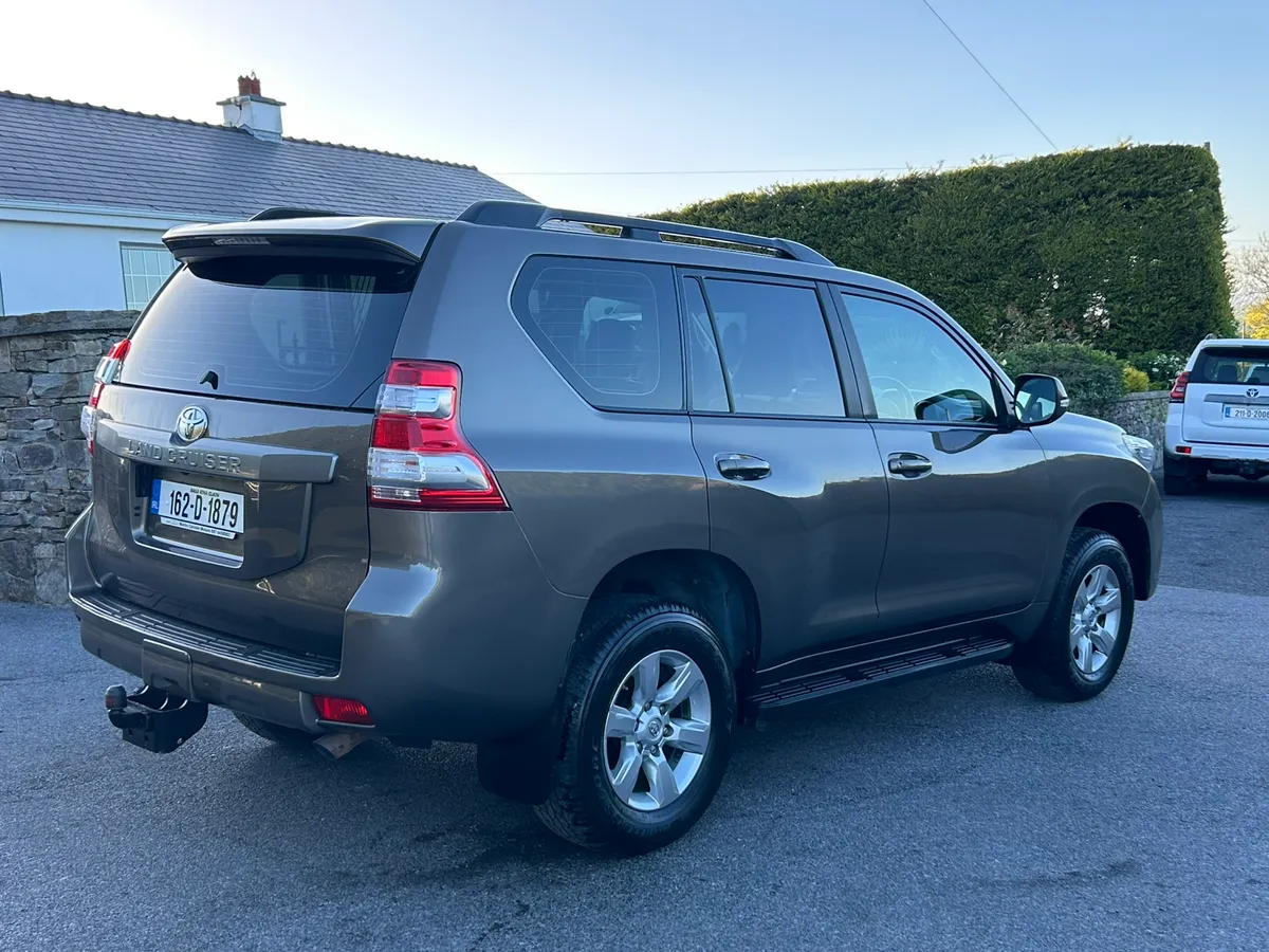 2016 Toyota landcruiser Business 2.8 - Image 2