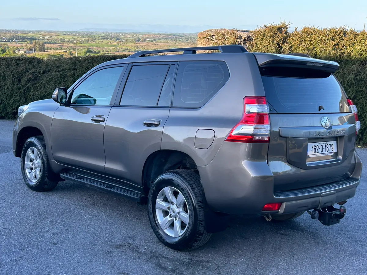 2016 Toyota landcruiser Business 2.8 - Image 4
