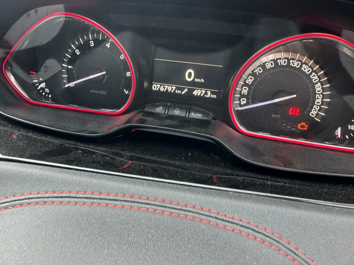 Peugeot 208 gti - Image 4