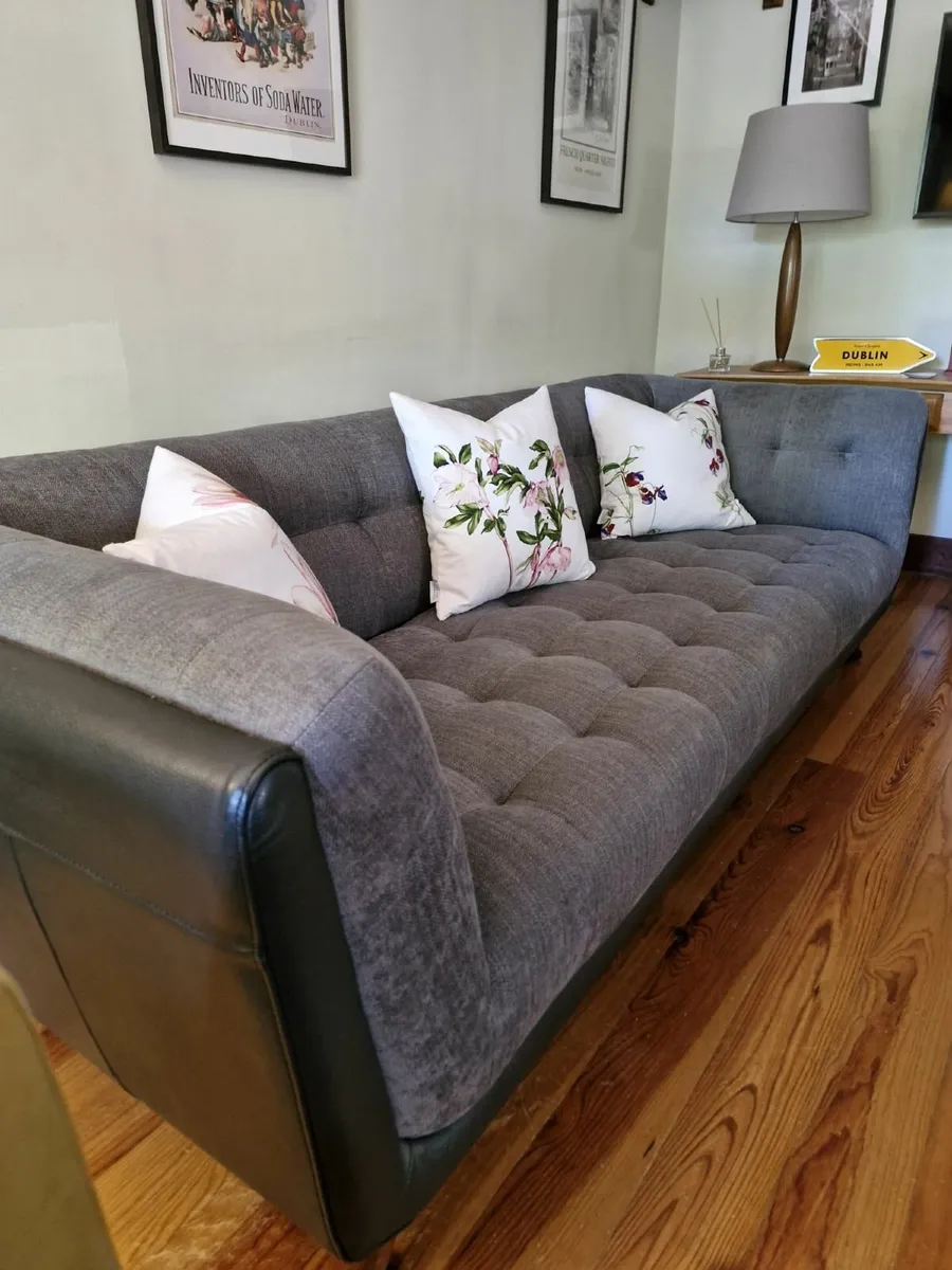 Chesterfield Sofa Couch & Oak Kitchen Table & C - Image 1