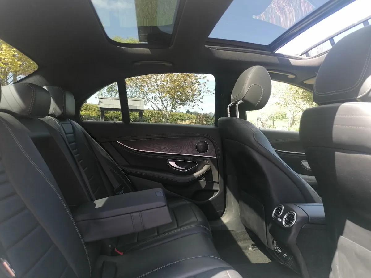 Mercedes-Benz E-Class 220D AMG line  premium plus - Image 2