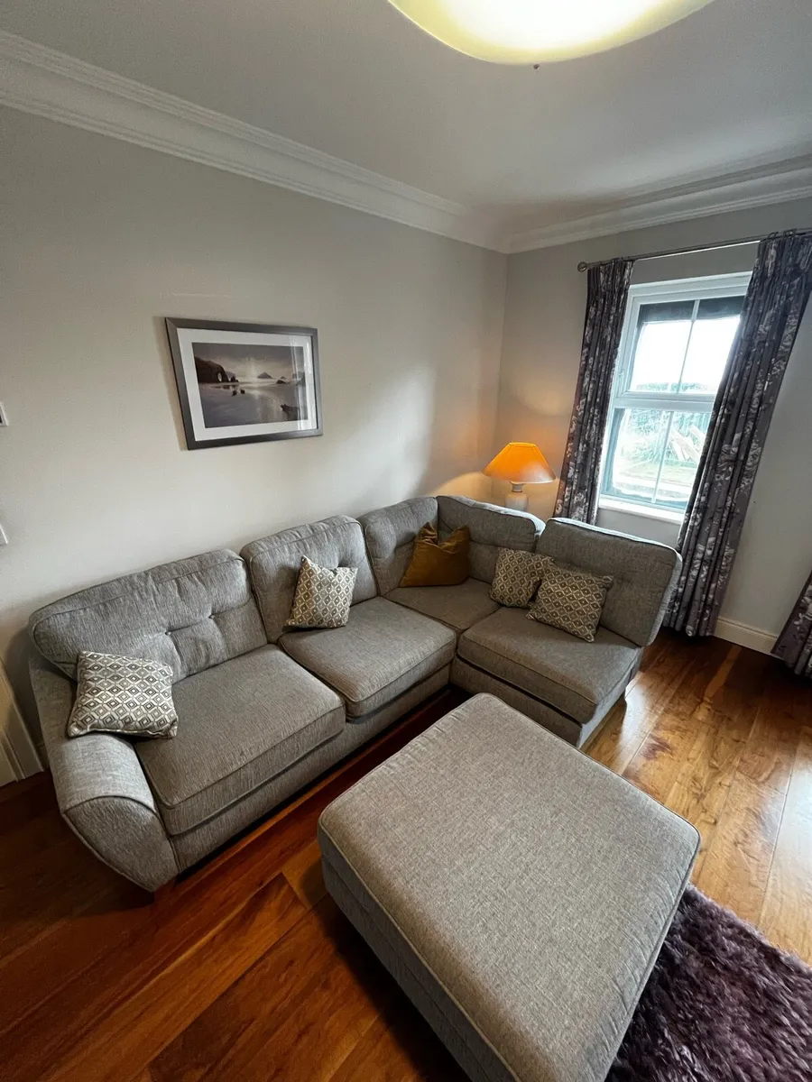 Corner sofa ,Armchair & footstool - Image 1