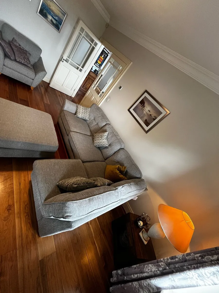 Corner sofa ,Armchair & footstool - Image 3