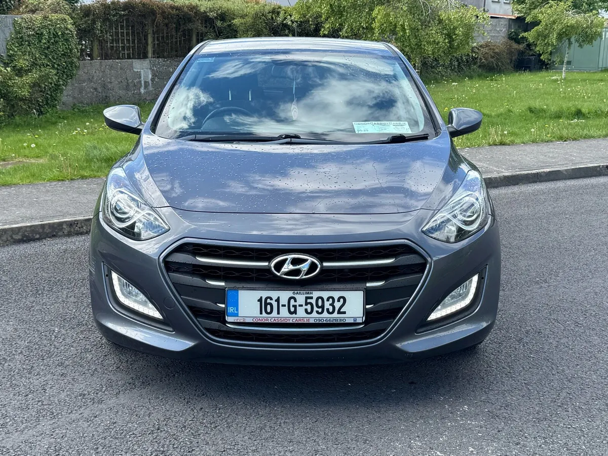 Hyundai I30 Low Mileage - Image 2