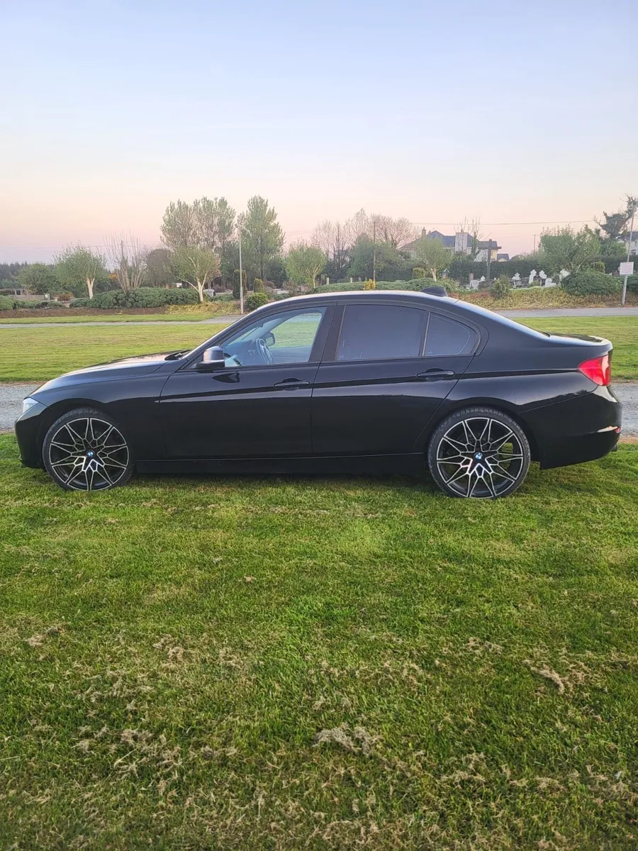 BMW 318 - Image 3