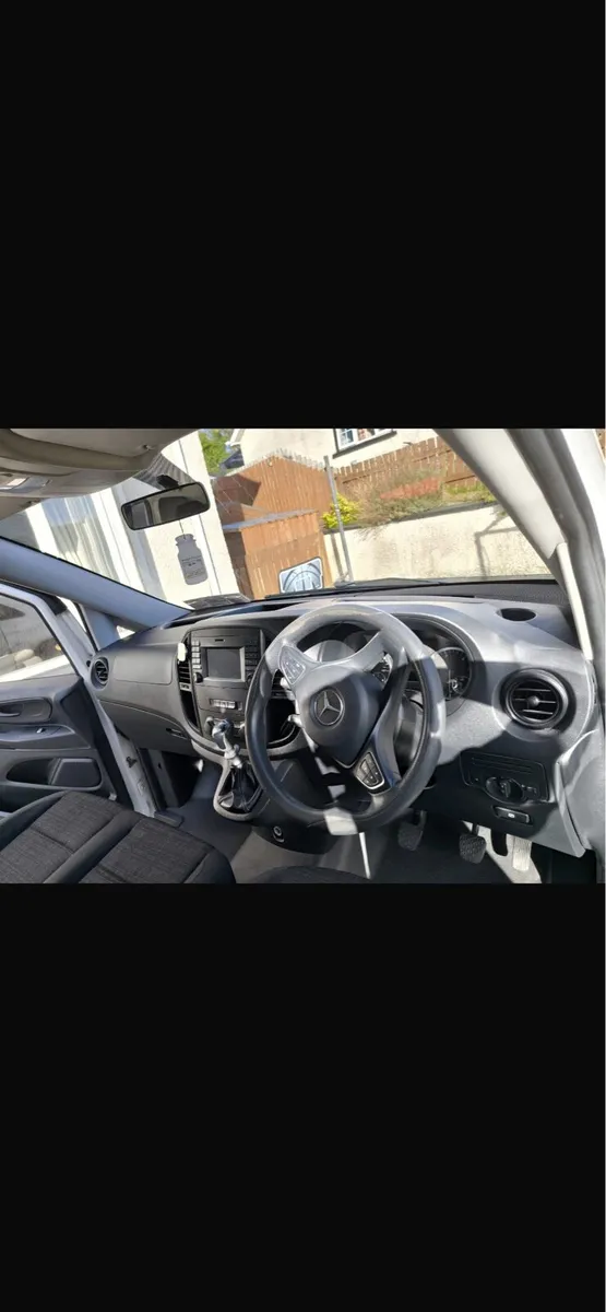 Van - Image 3